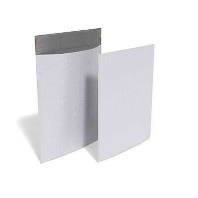 Alt View 1. Staples - 13.13 x 17.75 Self-Sealing Bubble Mailer, #6, 50/Carton - White.