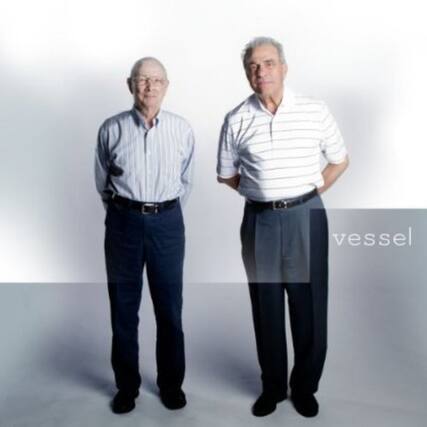 Front. Twenty One Pilots - Vessel - COMPACT DISCS.