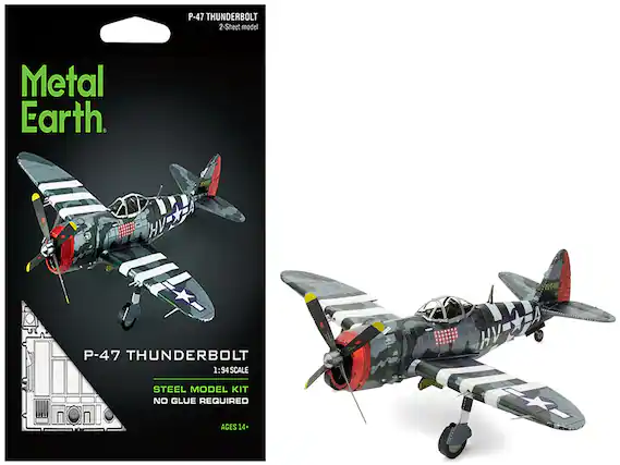 P-47 THUNDERBOLT
2-Sheet model
Metal Earth
P-47 THUNDERBOLT
1:94 SCALE
STEEL MODEL KIT
NO GLUE REQUIRED
AGES 14+