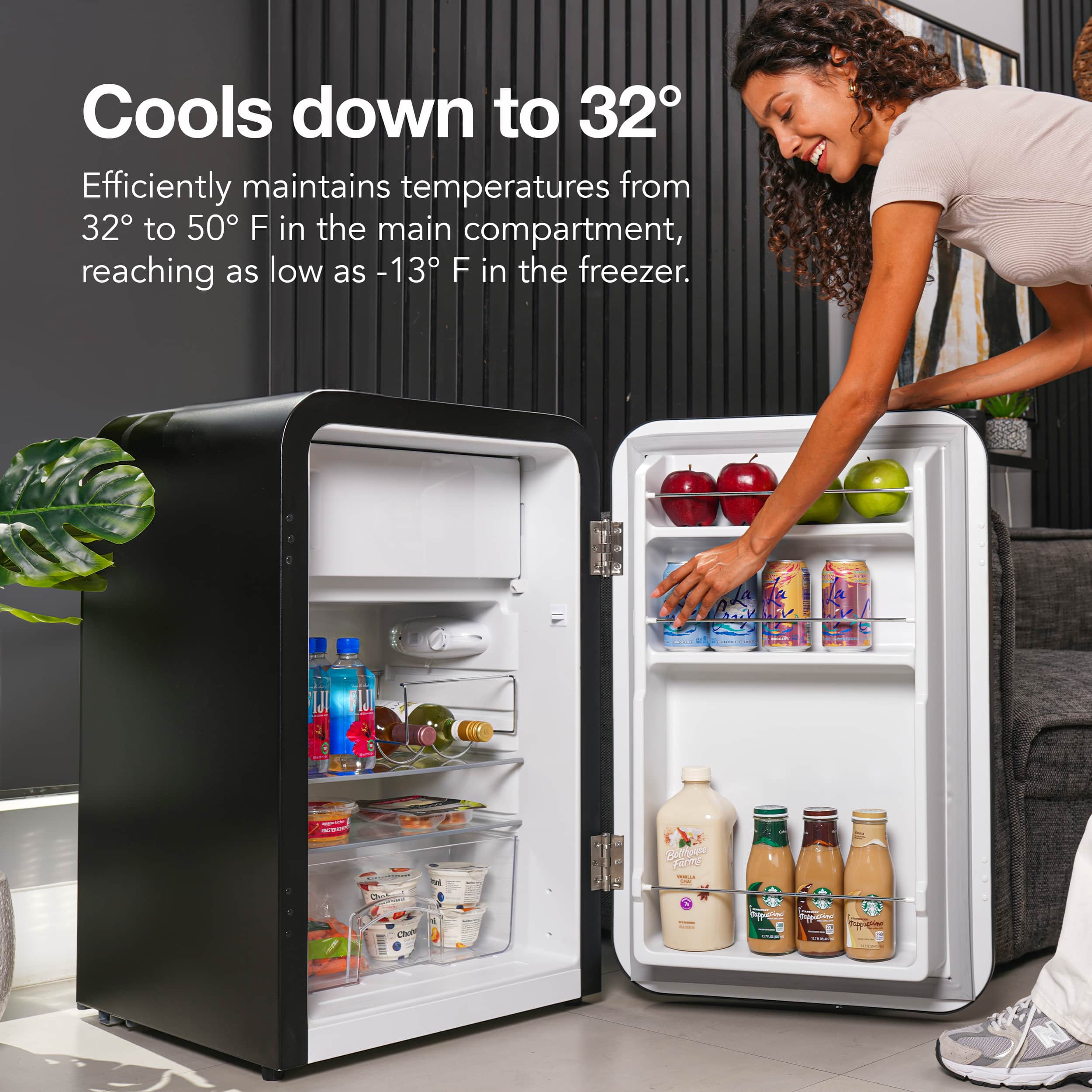 Cools down to 32°Efficiently maintains temperatures from 32° to 50°F in the main compartment, reaching as low as -13°F in the freezer.