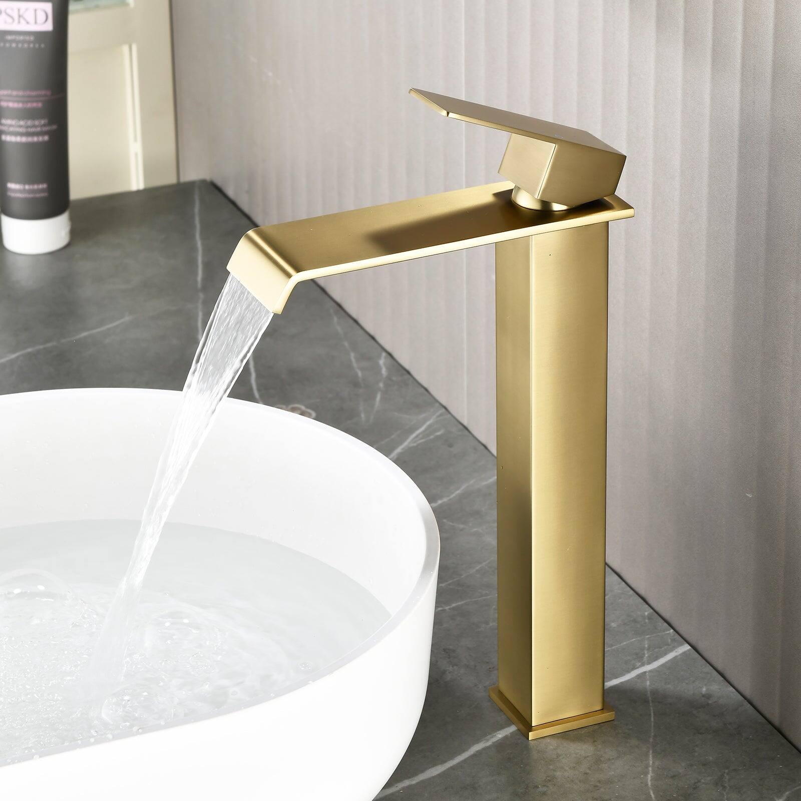 The text on the image reads:

"SKD"