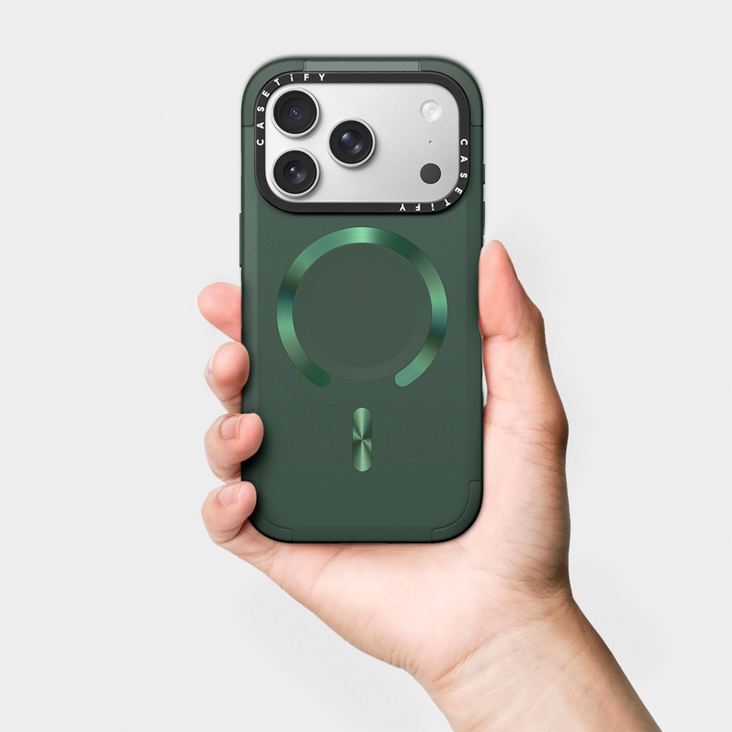 Back. CASETiFY - Force Case MagSafe Compatible for Apple iPhone 18 Pro and 17 Pro Devices - Forest.