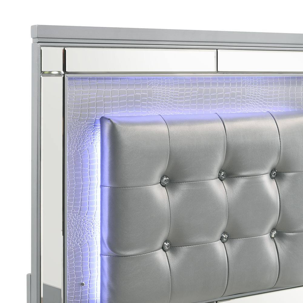 Left. New Classic Furniture - Furniture Contemporary Solid Wood 3/3 Twin Bed in Silver - Silver.
