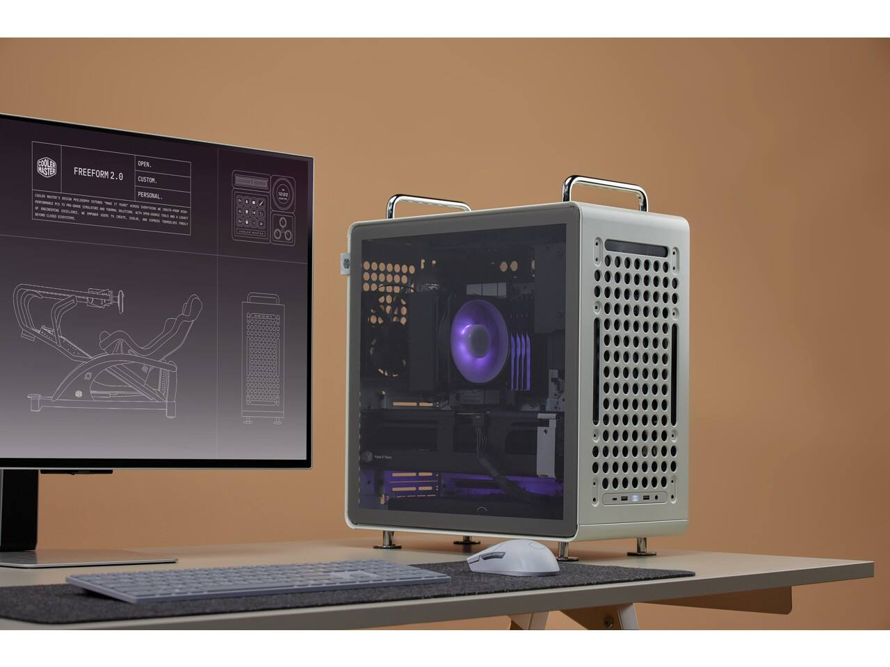 COOLER MASTER  
FREEFORM 2.0  
OPEN.  
CUSTOM.  
PERSONAL.