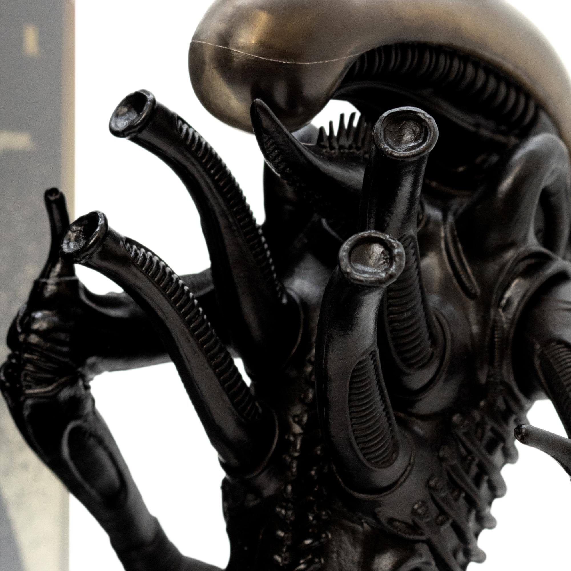 Alt View 2. Culture Fly - Alien Deluxe Xenomorph 9 Inch Vinyl Statue - Bronze.