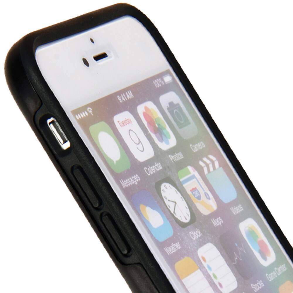 Sure, here is the corrected and grouped text from the image:

- HHI
- 100%
- 9:41 AM
- Tuesday
- 9
- Messages
- Calendar
- Photos
- Camera
- Videos
- Maps
- Clock
- Weather
- Stocks
- Game Center