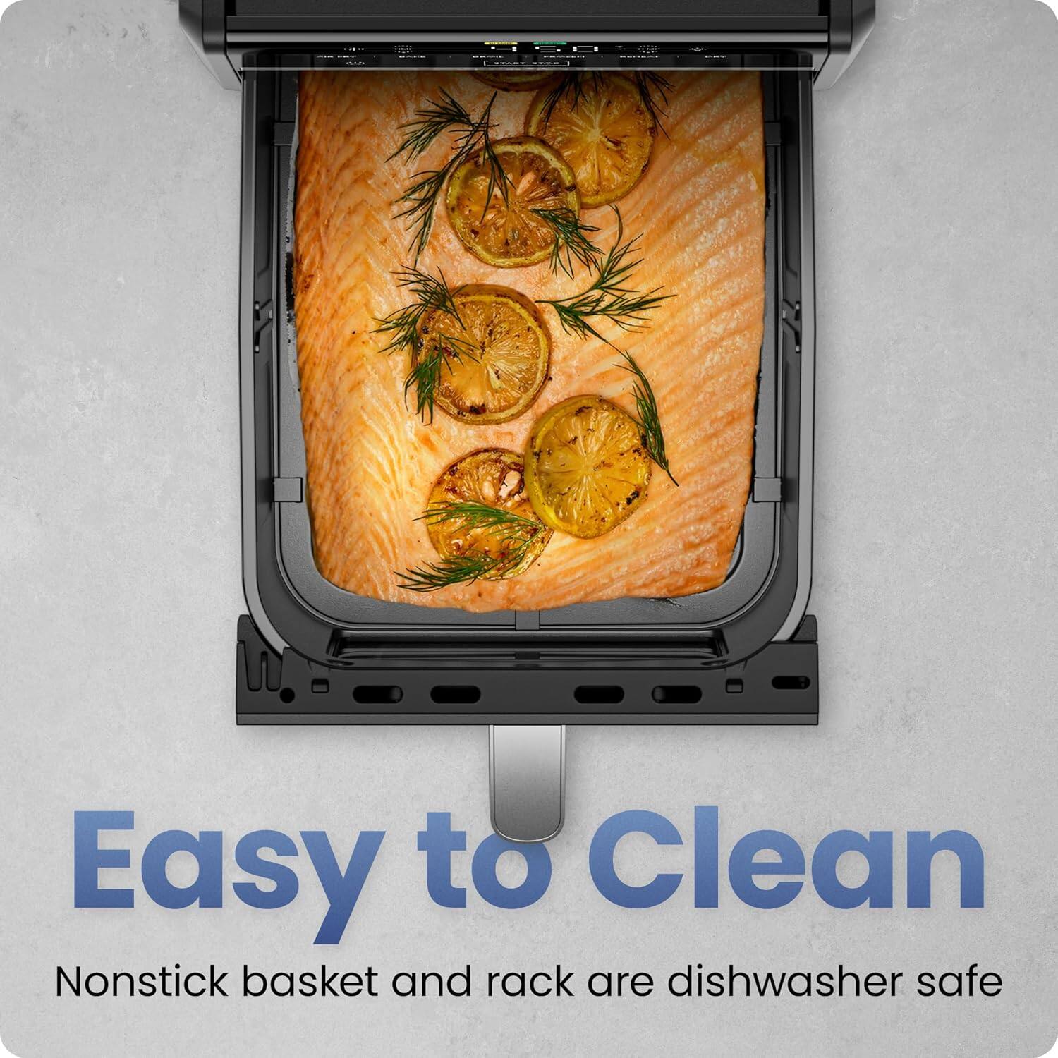 Easy to Clean  
Nonstick basket and rack are dishwasher safe