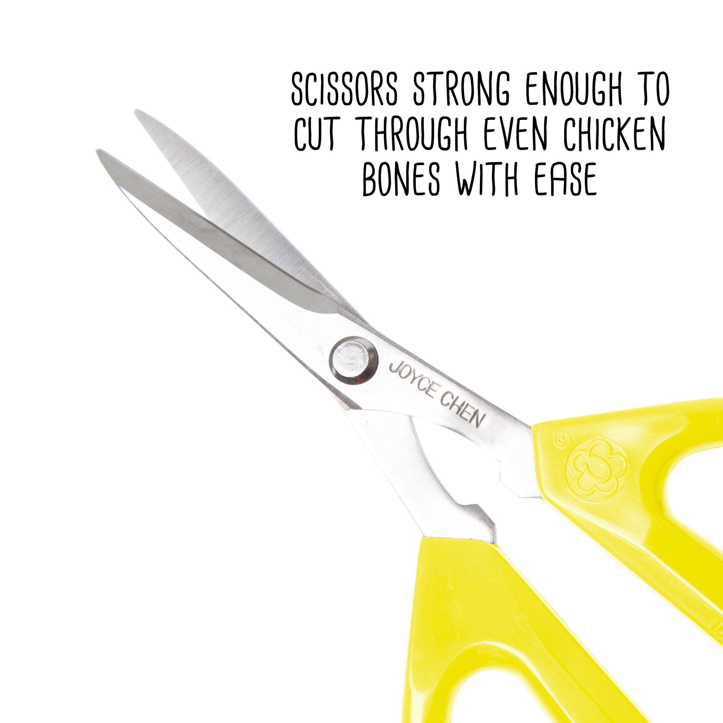 SCISSORS STRONG ENOUGH TO CUT THROUGH EVEN CHICKEN BONES WITH EASE

JOYCE CHEN