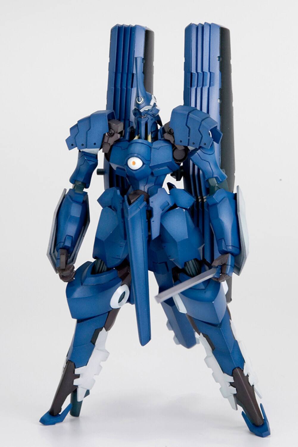 Alt View 4. PopMarket - Kotobukiya - Linebarrels of Iron - Vardant Model Kit   - Collectibles - Multicolor.