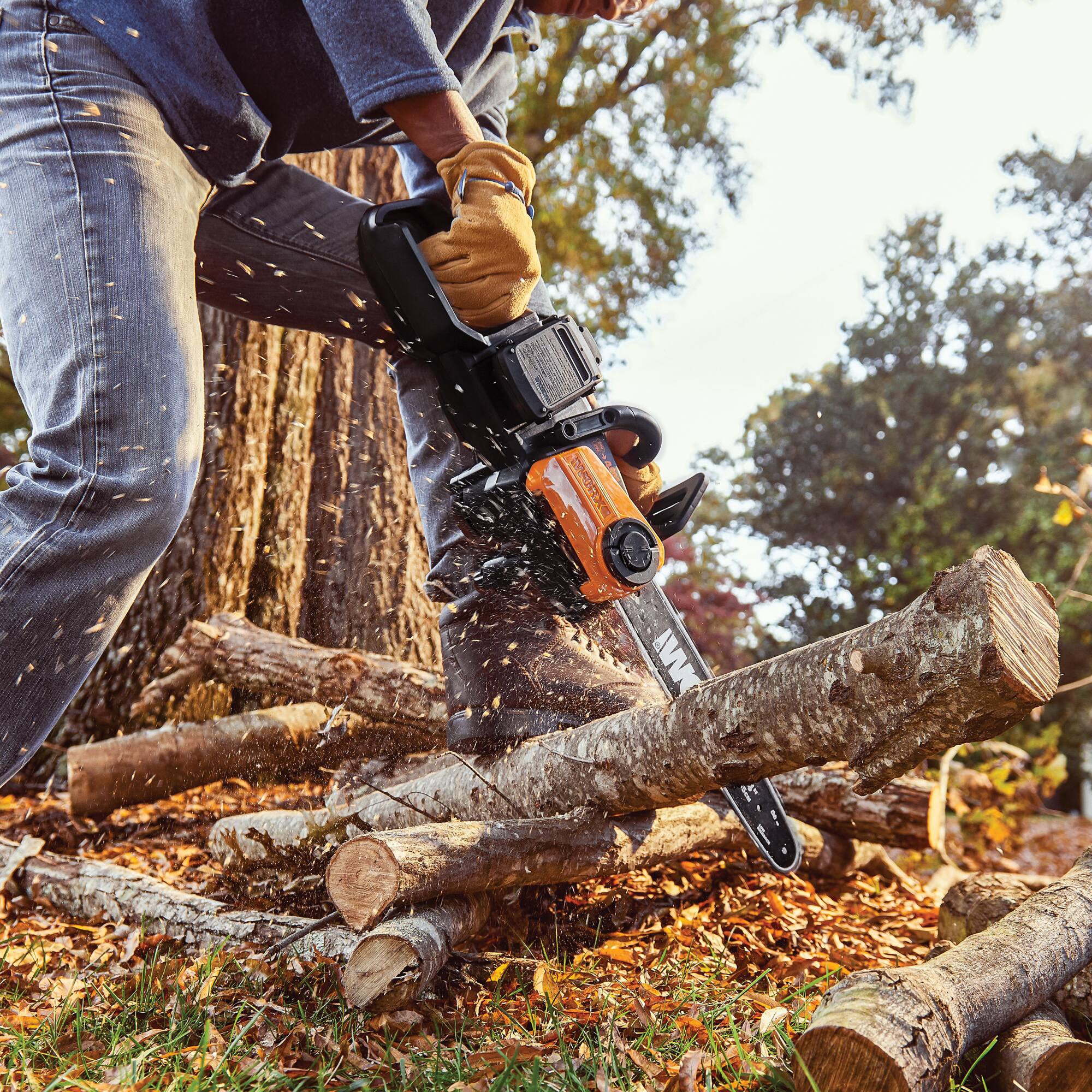 Alt View 15. WORX - WG384 40V 14" Cordless Chainsaw with Auto-Tension (2 x 2.0 Ah Batteries & 1 x Charger) - Black.