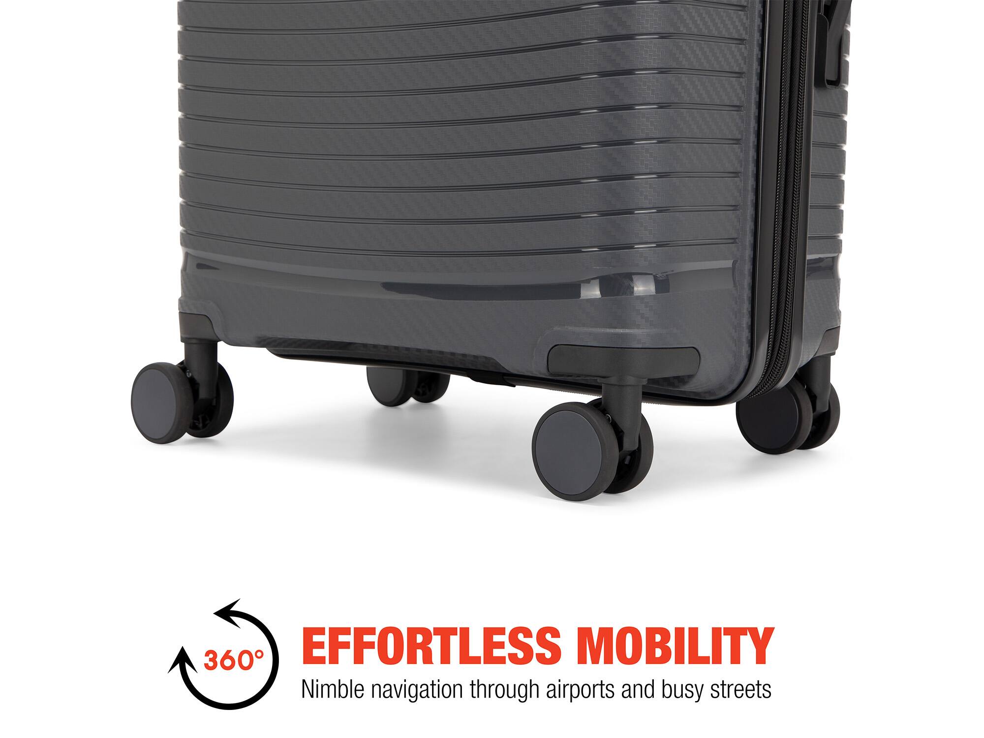 360° EFFORTLESS MOBILITY Nimble navigation through airports and busy streets