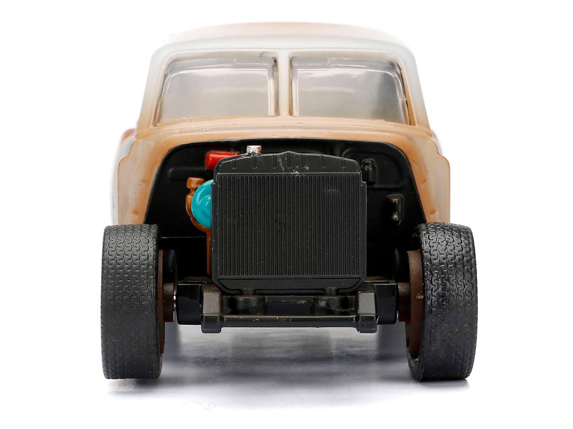 Back. Jada - Dom's Chevrolet Fleetline Fast & Furious F8 "The Fate of the Furious" Movie 1/32 Diecast Model Car by Jada - Orange, Black.