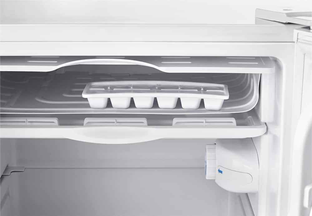 Alt View 14. Insignia™ - 2.6 Cu. Ft. Mini Fridge - White.