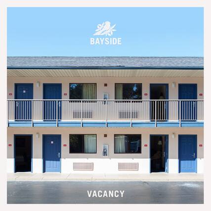 BAYSIDE
VACANCY