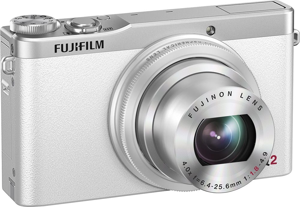 Best Buy: Fujifilm XQ2 12.0-Megapixel Digital Camera White XQ2 WHITE