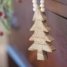 BreeBe - Distressed Wooden Tree Beaded Ornament - Grey, White