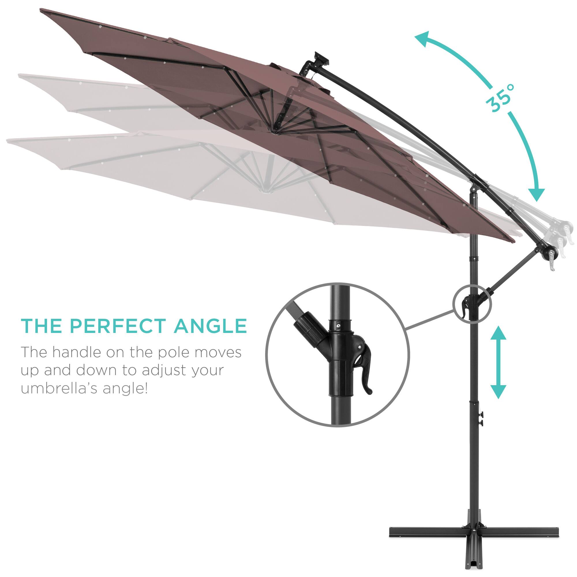 THE PERFECT ANGLE

The handle on the pole moves up and down to adjust your umbrella's angle!
