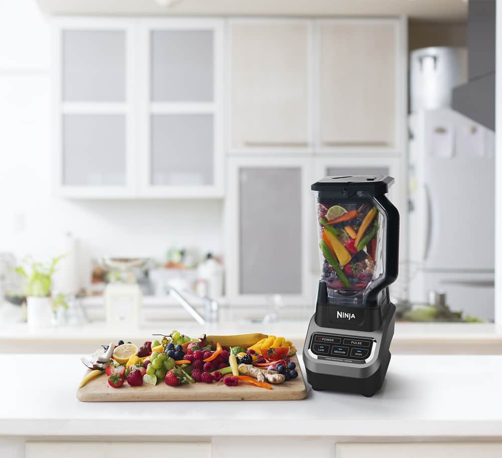 Alt View 11. Ninja - Professional 1000 3-Speed Blender - Black/Silver.