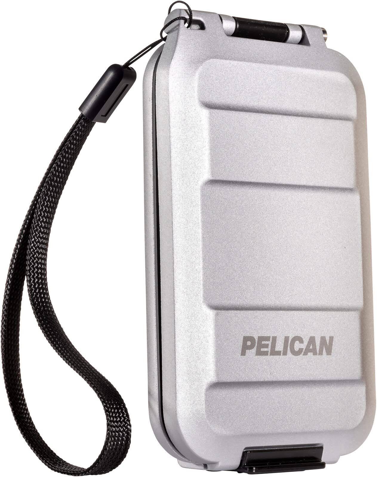 Angle. Pelican - Pelican Wallet G5 RFID Blocking Field Wallet - Silver.