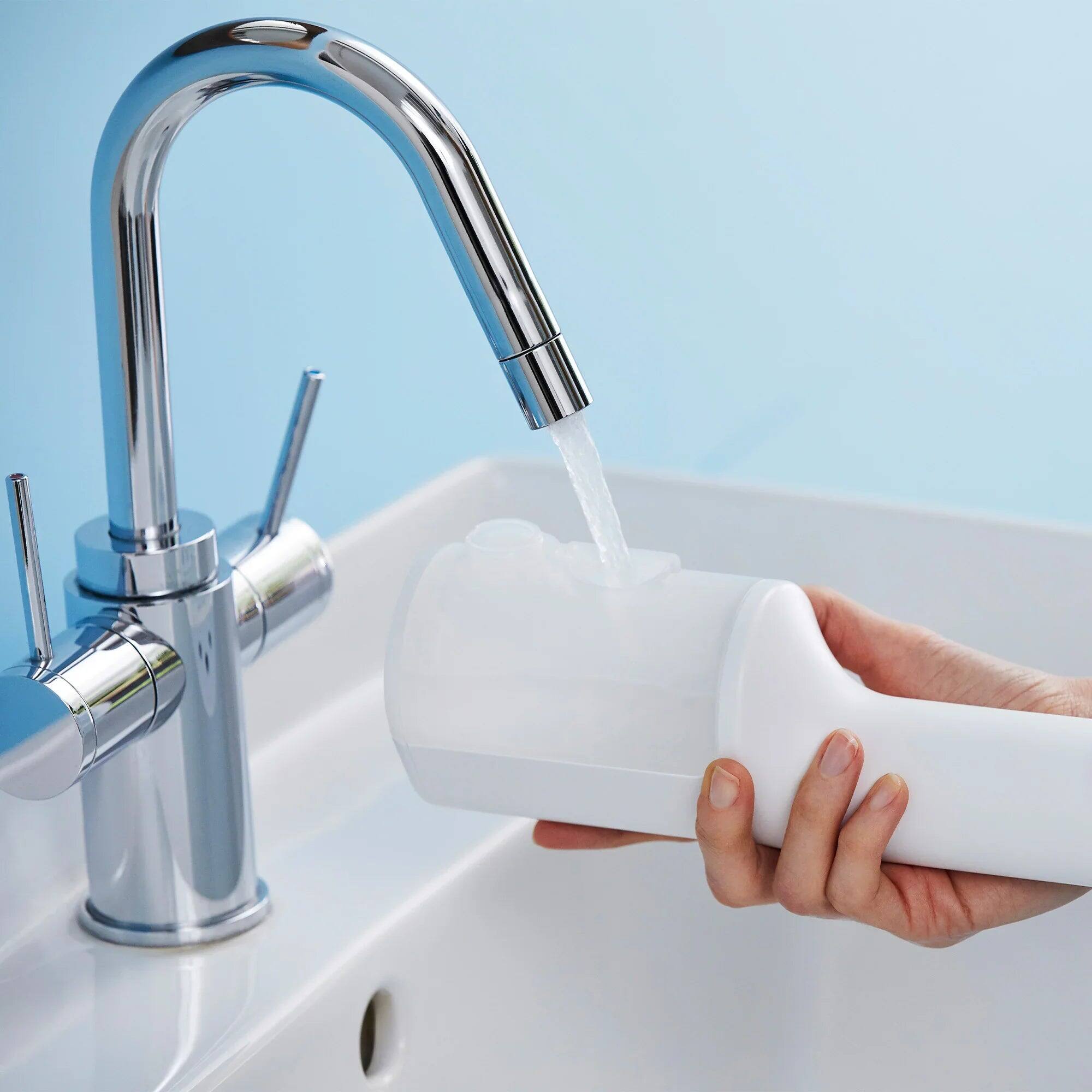 Alt View 4. Panasonic - Cordless Water Flosser with Ultrasonic Cleaning, Dishwasher Safe Tank - White.