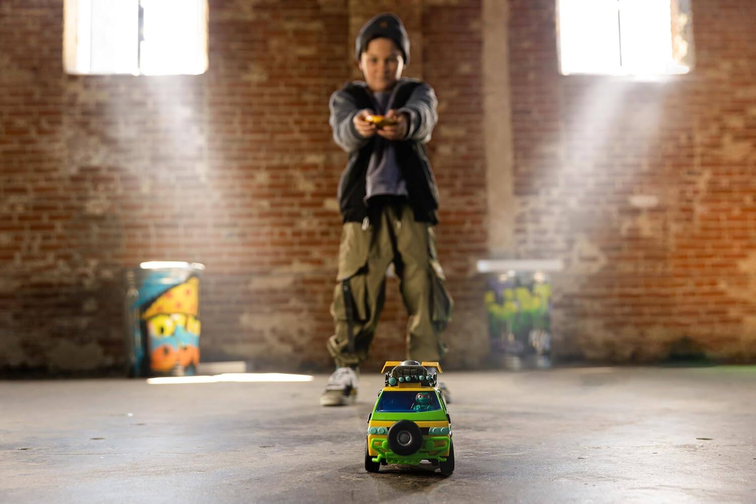 Alt View 1. Mattel - Teenage Mutant Ninja Turtles Pizza Blaster RC Vehicle.