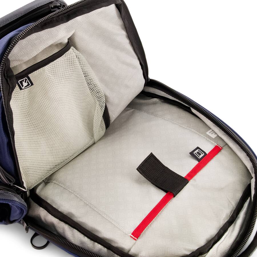 Ful Big Easy Water Resistant 17