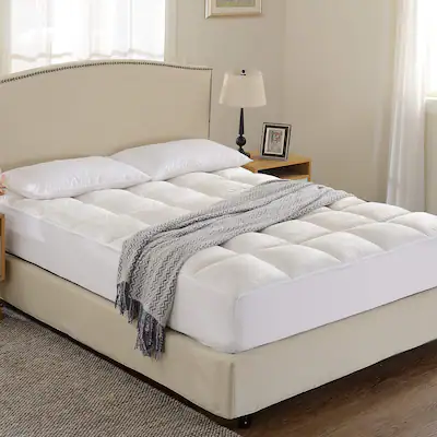 Front. Cheer Collection - Ultra Plush Mattress Topper - Deep Pocket, Cooling Cover for Luxurious Comfort - White.