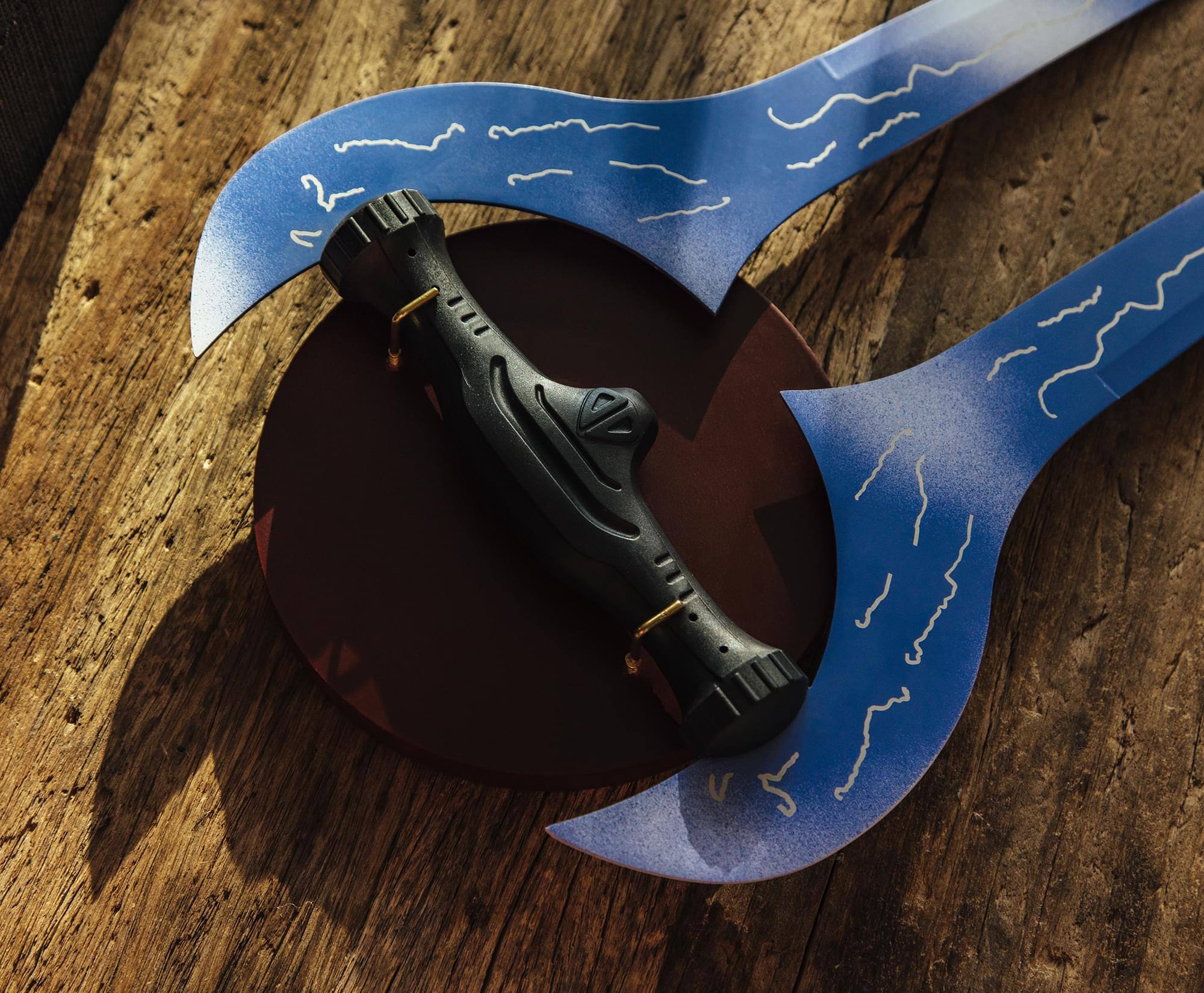 Alt View 5. Halo - Halo Covenant Energy Sword Prop Replica w/ Wooden Wall Plaque - Blue.