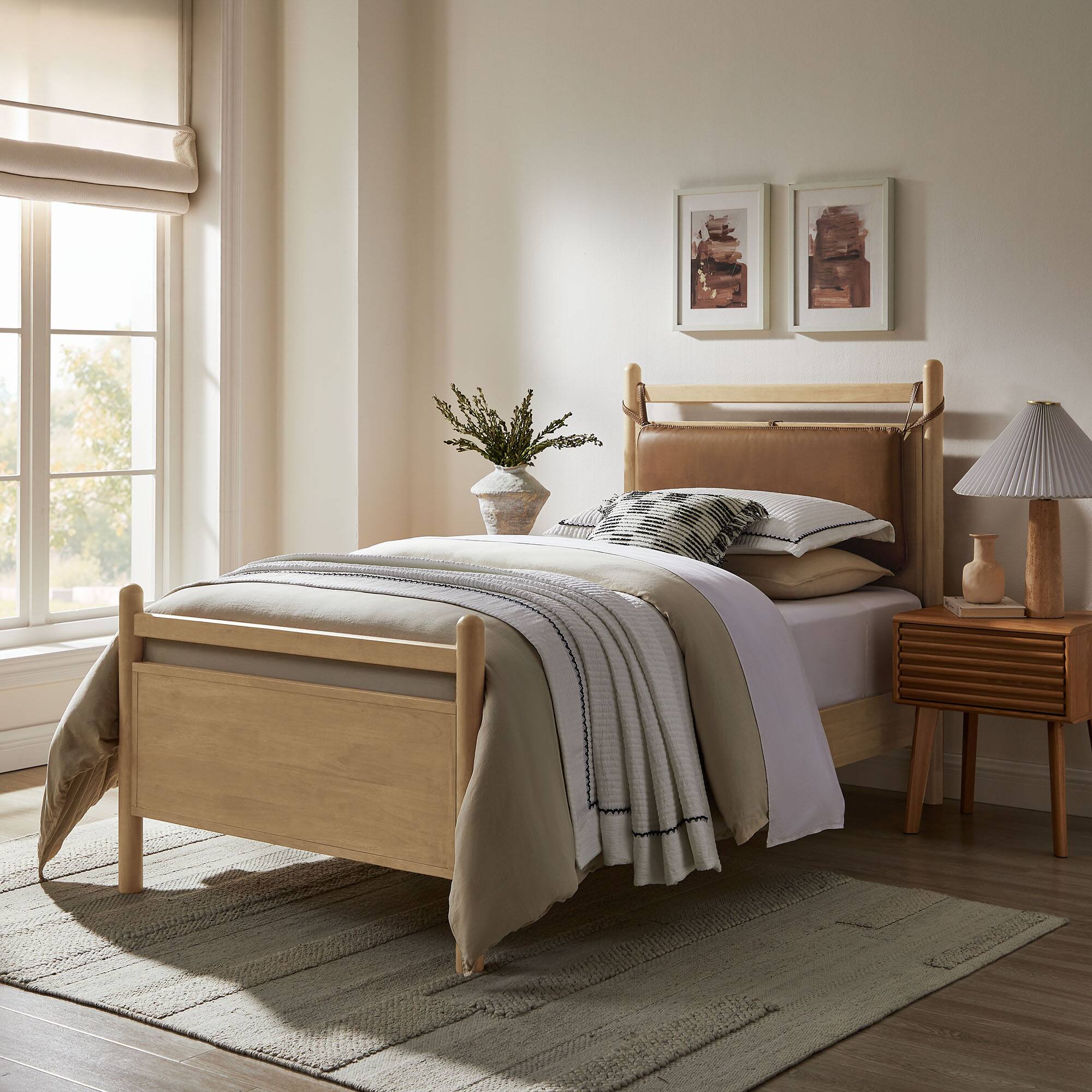 Leni Wood Platform Bed Frame by Modway - Light Oak Canyon