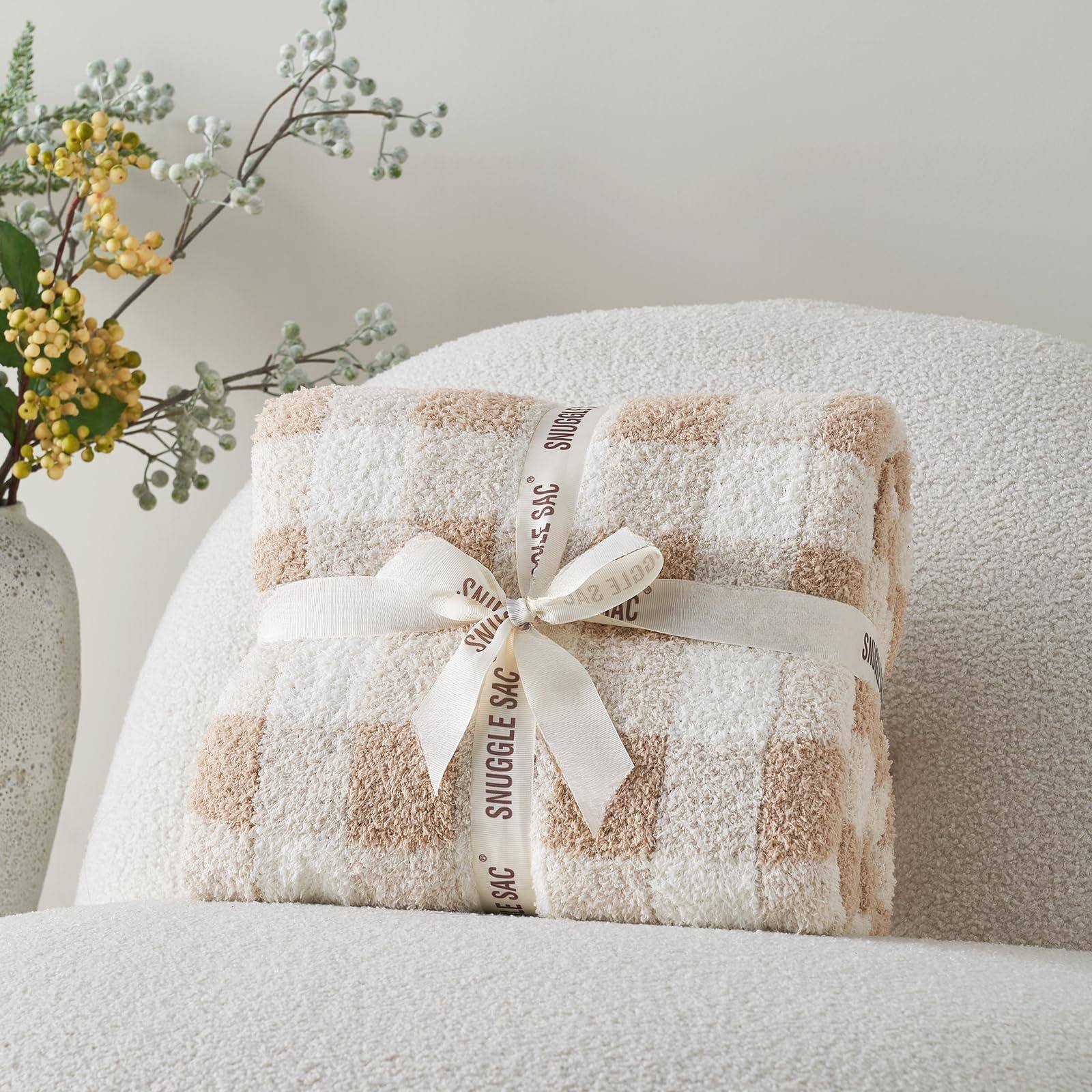 Sure, here is the corrected text:

"SNUGGLE SAC"