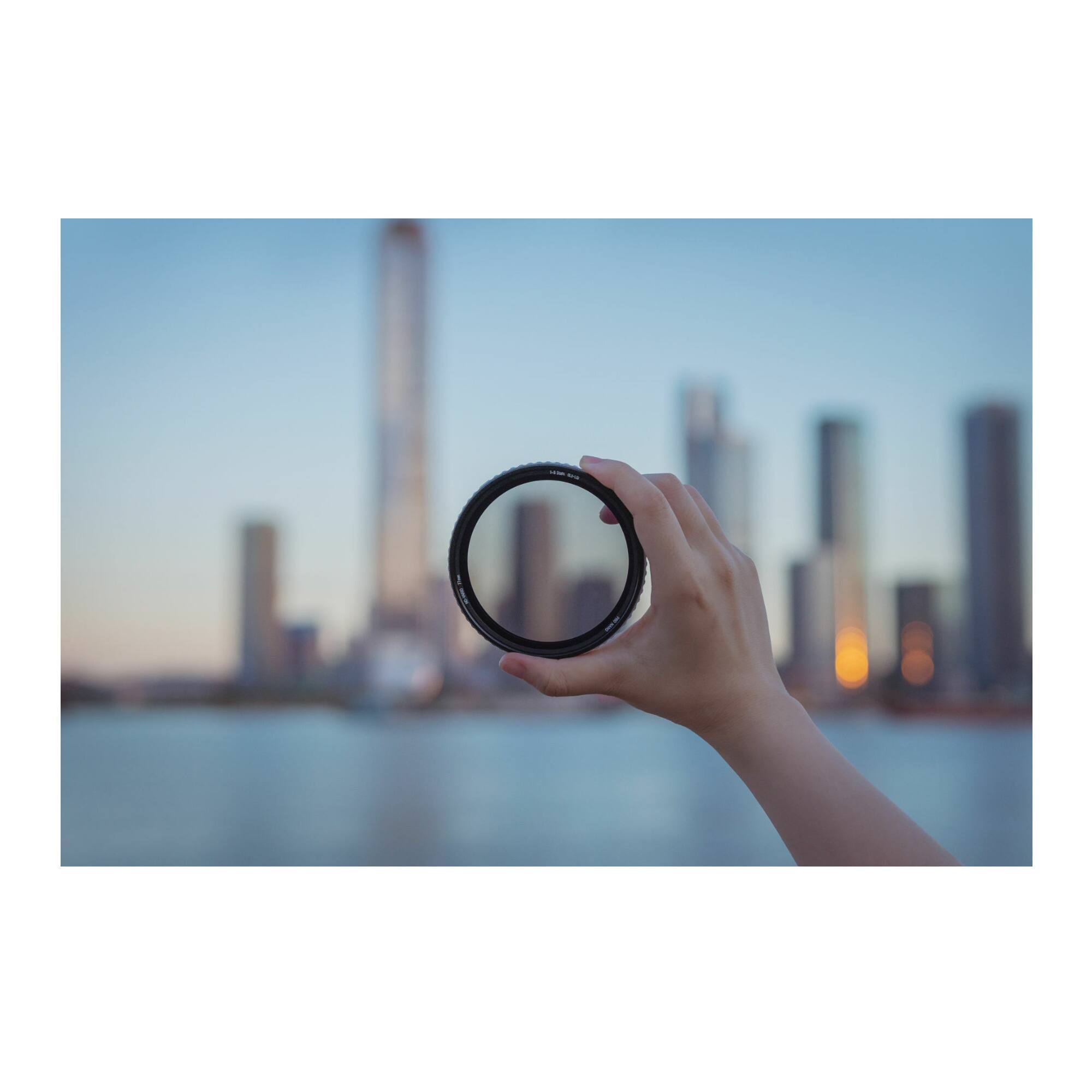 Left. NiSi - NiSi True Color ND-VARIO Pro Nano Variable ND Filter (95mm, 1- to 5-Stop).