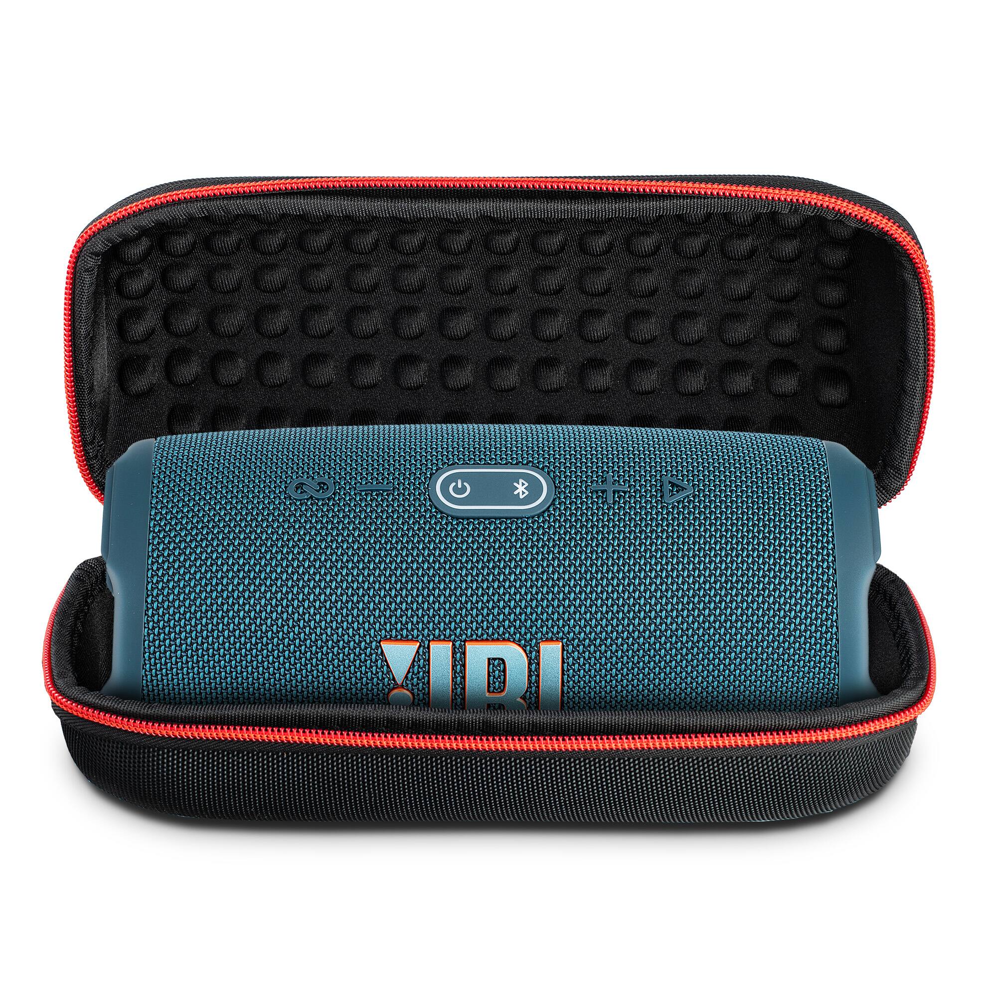 Alt View 2. JBL - JBL Charge 5 Portable Wireless Bluetooth Speaker with IP67 Waterproof with Case (Blue) - Blue.