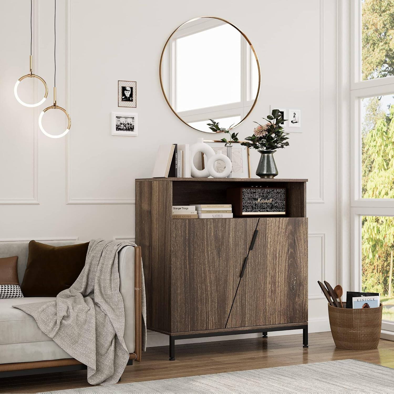 Sure, here is the corrected text:

- Serge Chonga YLE 4SI01
- GUNL atdbelt KINIOLL

The text appears to be a mix of words and possibly a code or reference number.