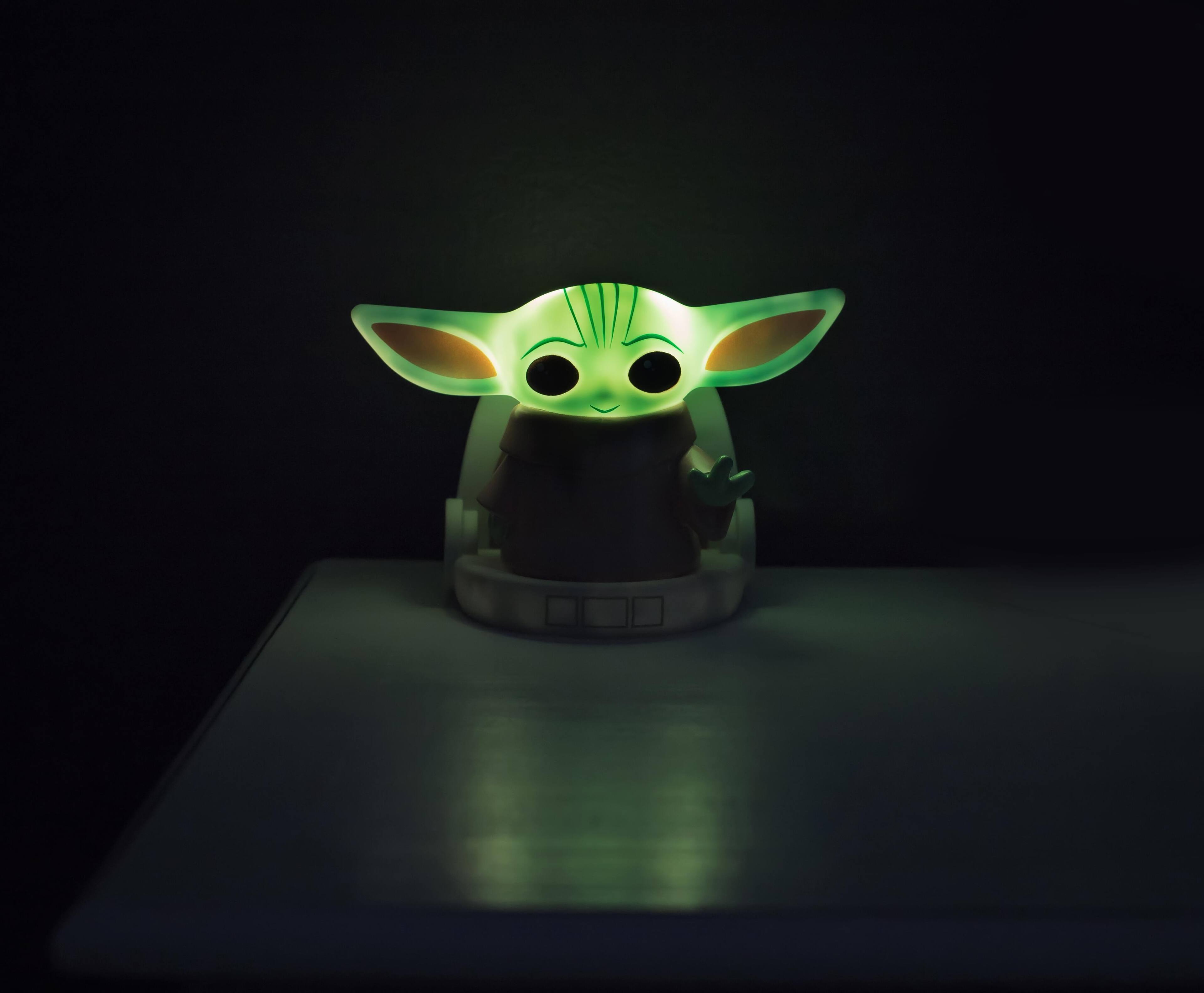 Alt View 4. Ukonic - Star Wars: The Mandalorian, The Child 6-Inch LED Mood Light Lamp - Green.