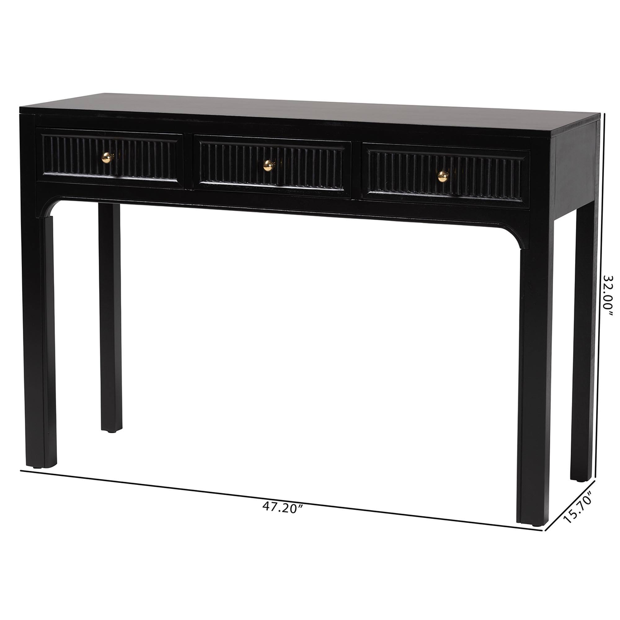 32.00" x 47.20" x 15.70"