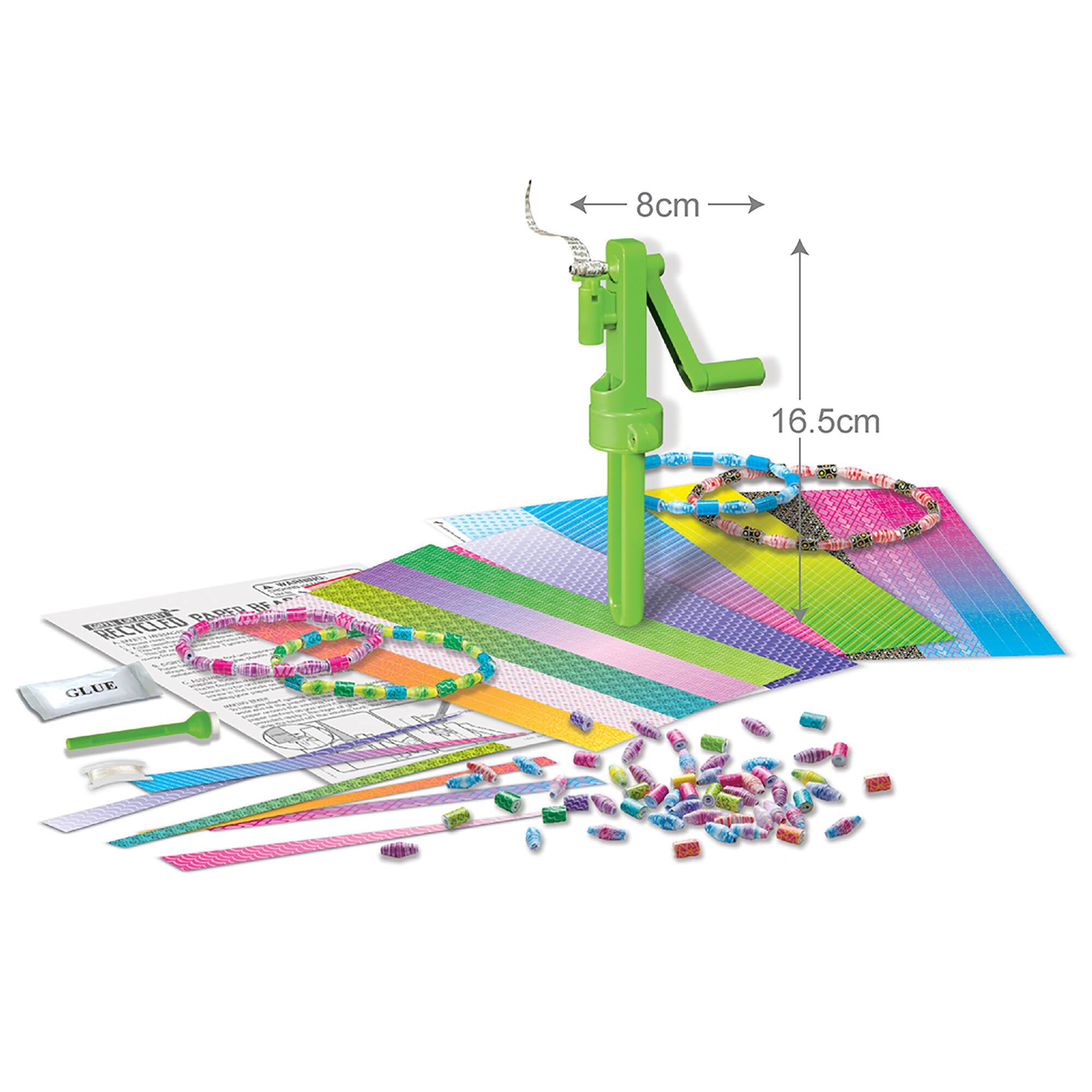 The text on the image reads: "8cm 16.5cm". This indicates the size of the green contraption, which is 8 centimeters in length and 16.5 centimeters in width.