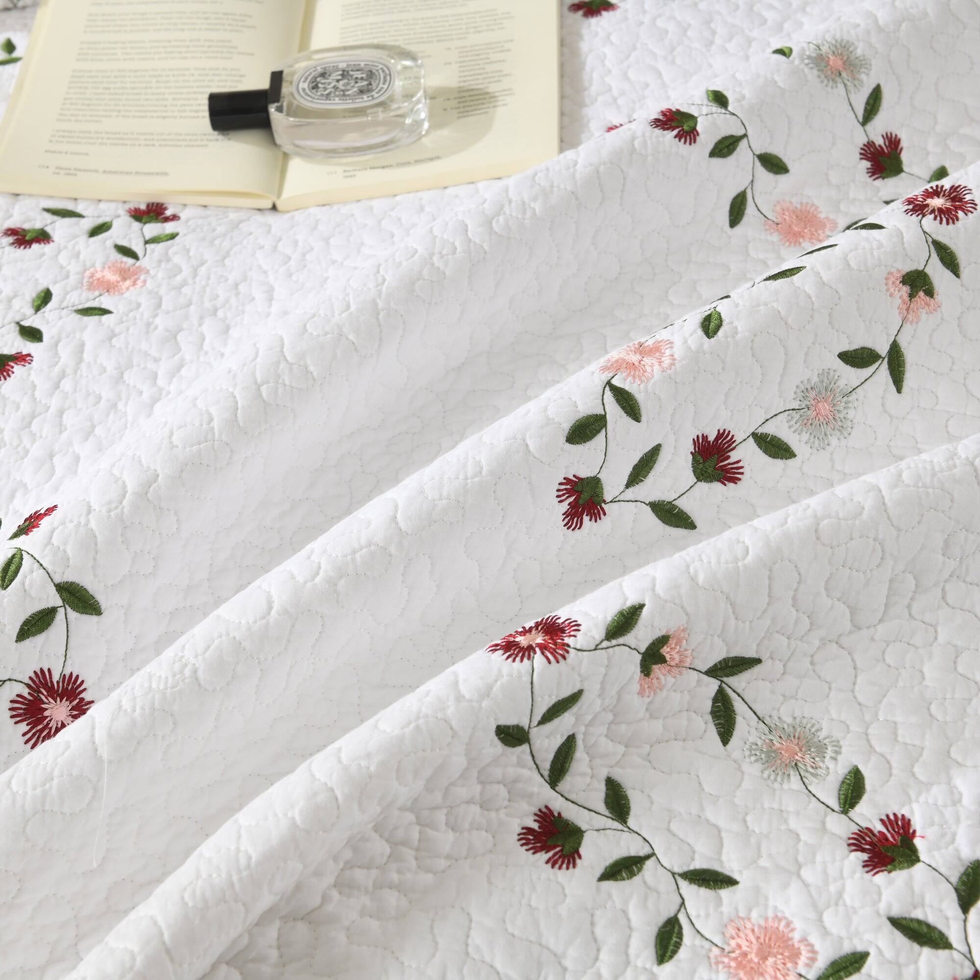 Alt View 2. MarCielo - MarCielo 3 Piece 100% Cotton Floral Vine Embroidered Cottage Quilt Bedspread Set - White.