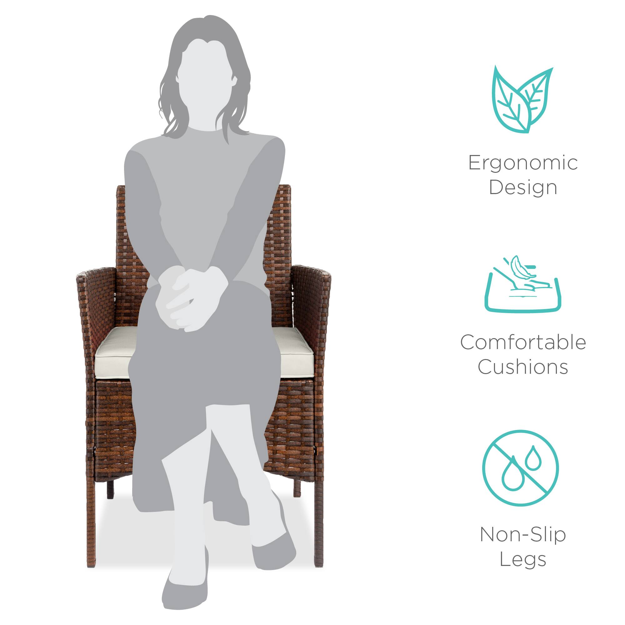 Ergonomic Design  
Comfortable Cushions  
Non-Slip Legs