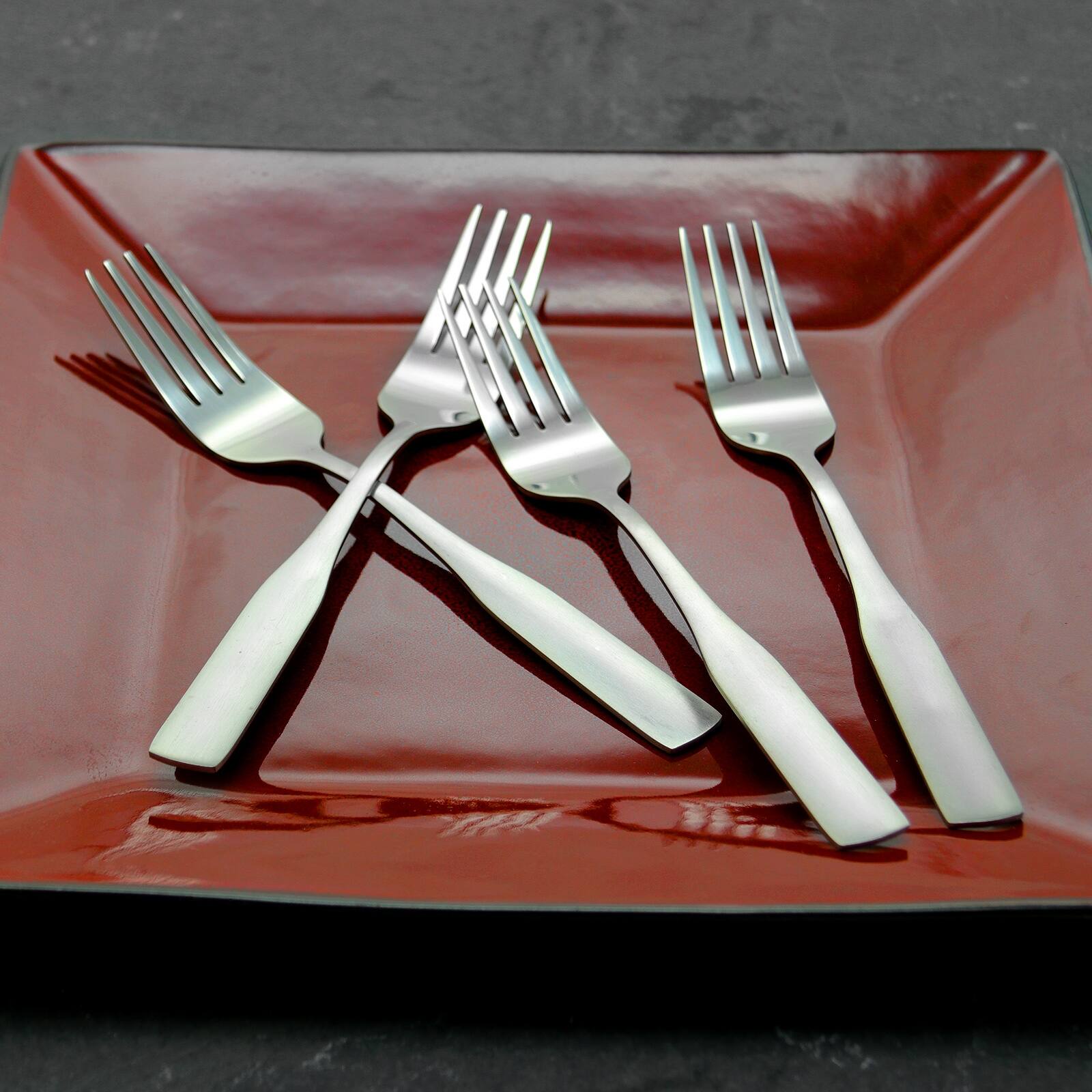 Alt View 3. Gibson - Classic Profile 4 Pack Dinner Fork - Silver.