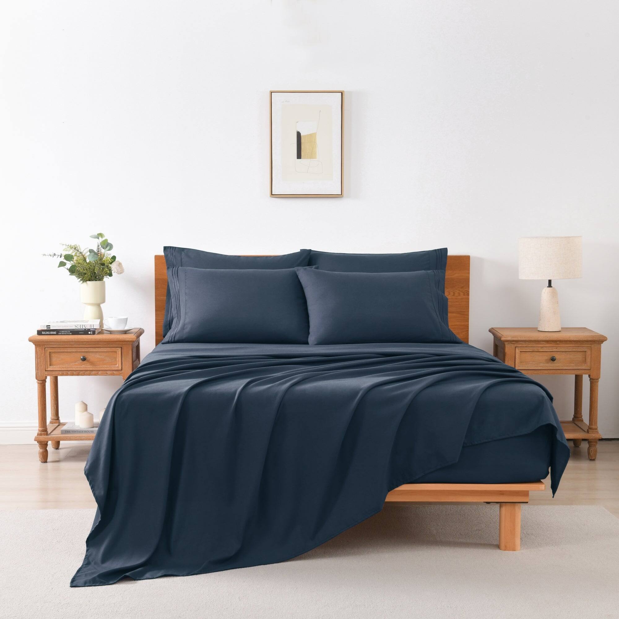Angle. MarCielo - Marcielo 4/6 Pcs Soft Solid & Embroidery Bed Sheets Set - Navy Blue.