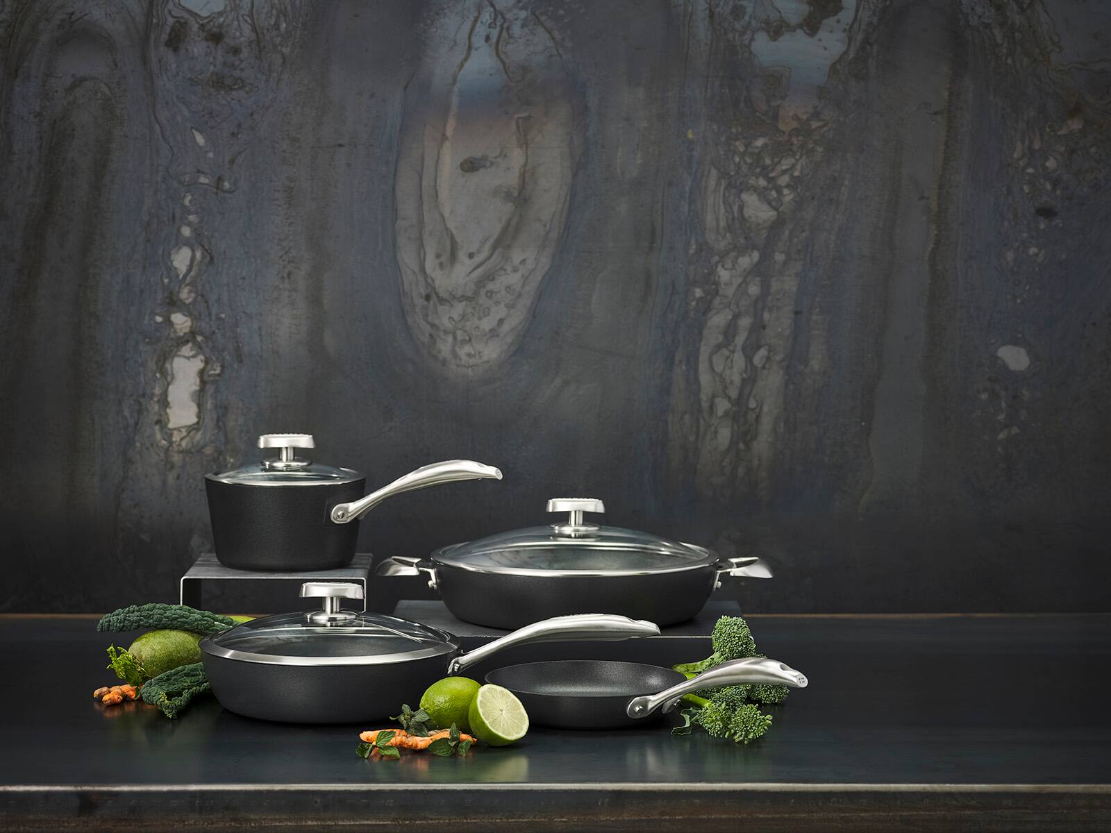 Alt View 4. Scanpan - Pro IQ 10.25 Inch Fry Pan - Black.
