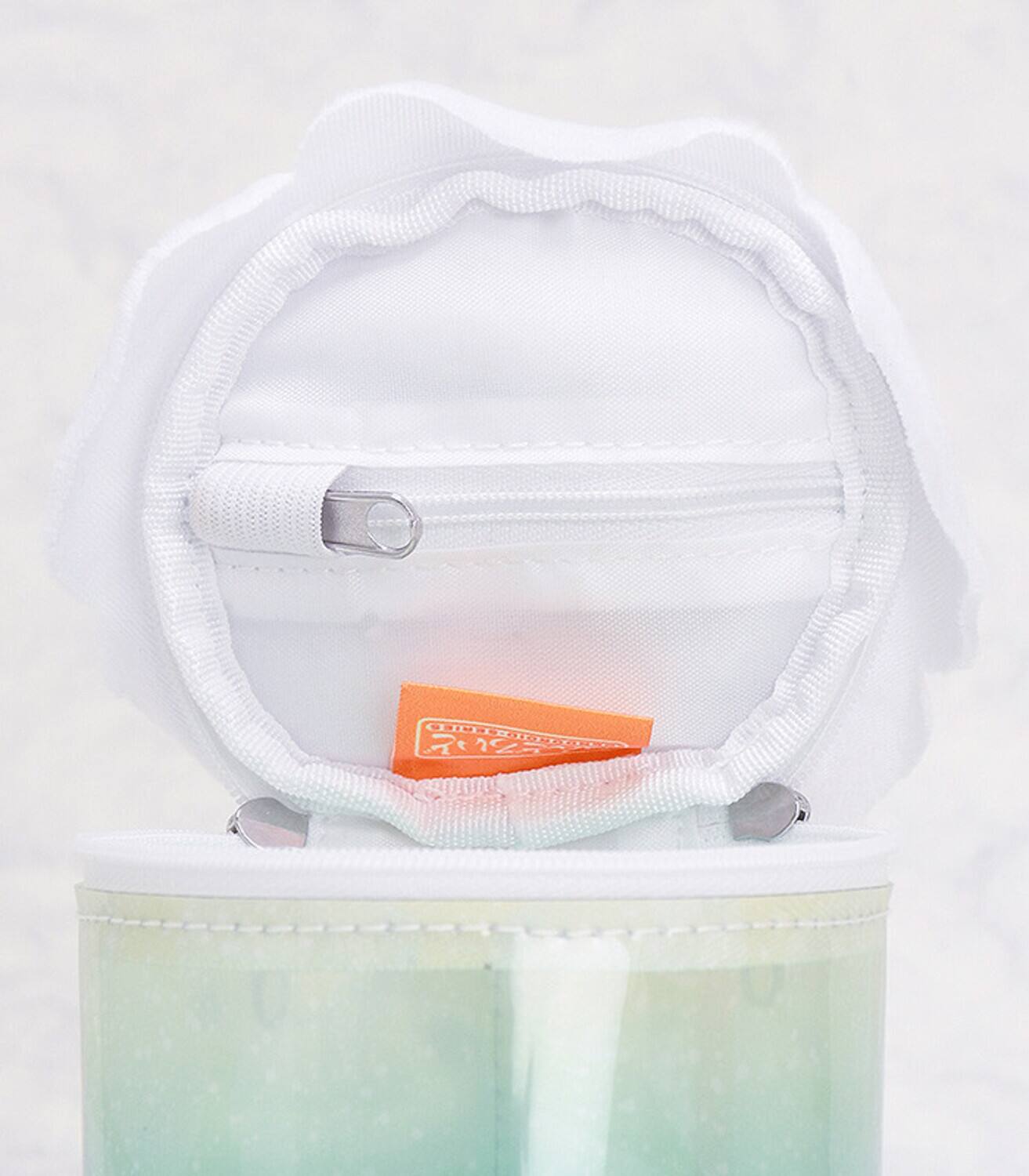 The text on the image is "CB00 72 SSEACT."