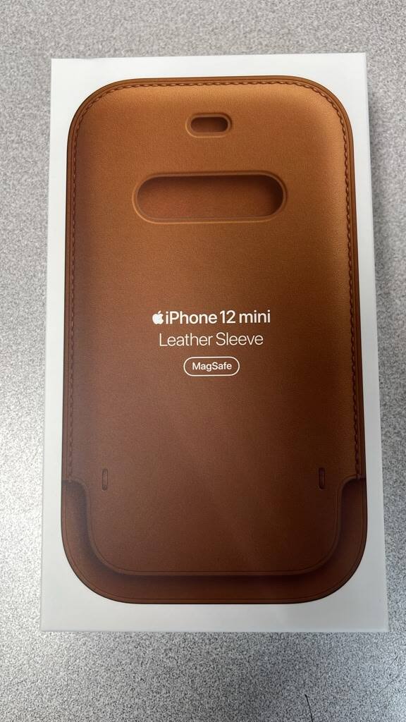 iPhone 12 mini Leather Sleeve MagSafe