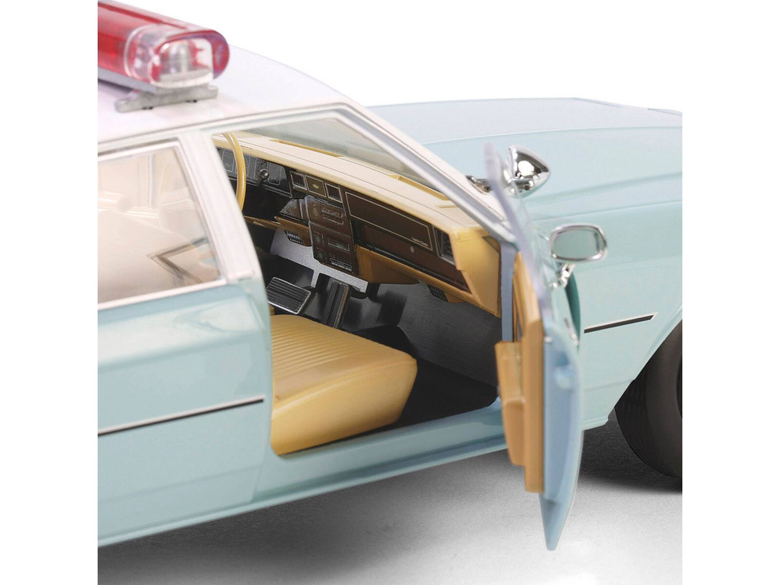 Alt View 2. Greenlight - 1987 Chevrolet Caprice 9C1 "US Border Patrol" Light Green with White Top "Artisan Collection" 1/18 Model by Greenlight.
