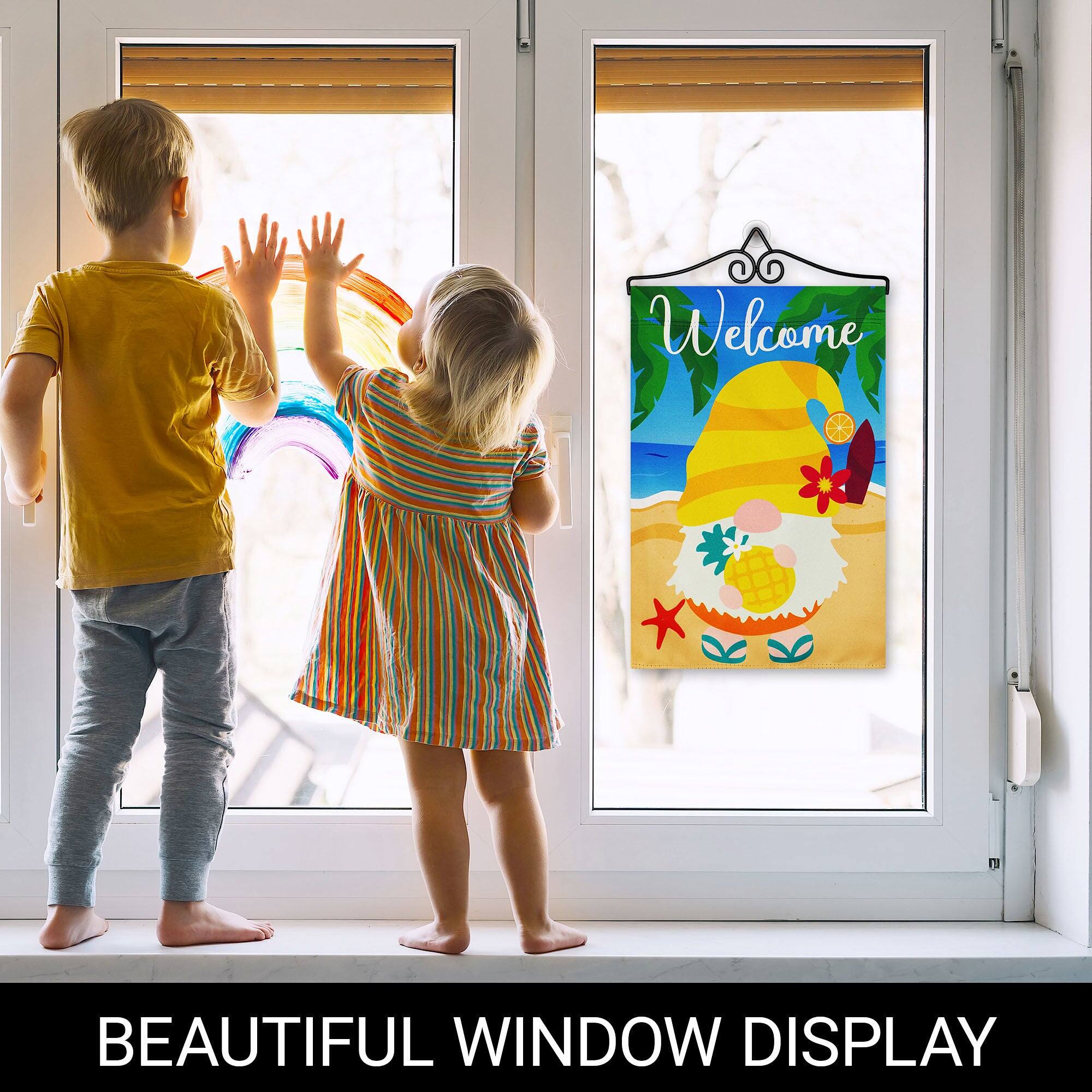 Welcome to a Beautiful Window Display
