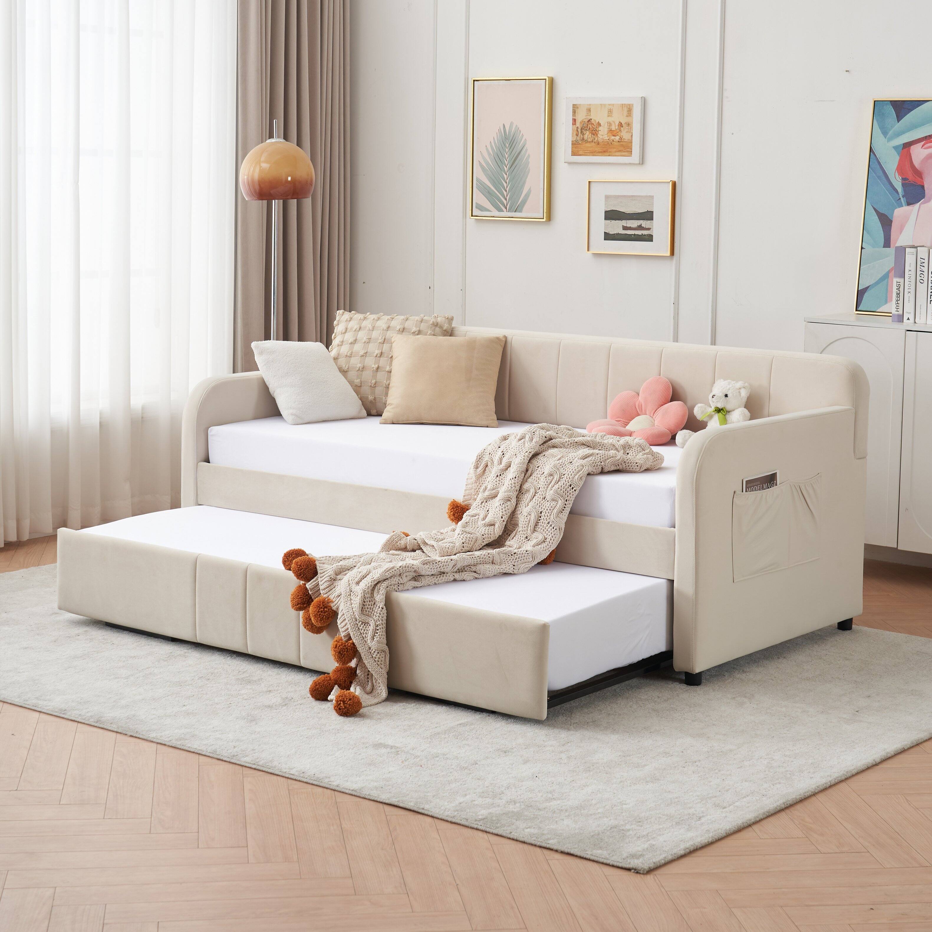 Angle. Trinkets Crazed - Twin Size Daybed with Trundle, Twin to King Design Extendable Sofa Bed, Upholstered Corner Day Bed Frame - Beige.