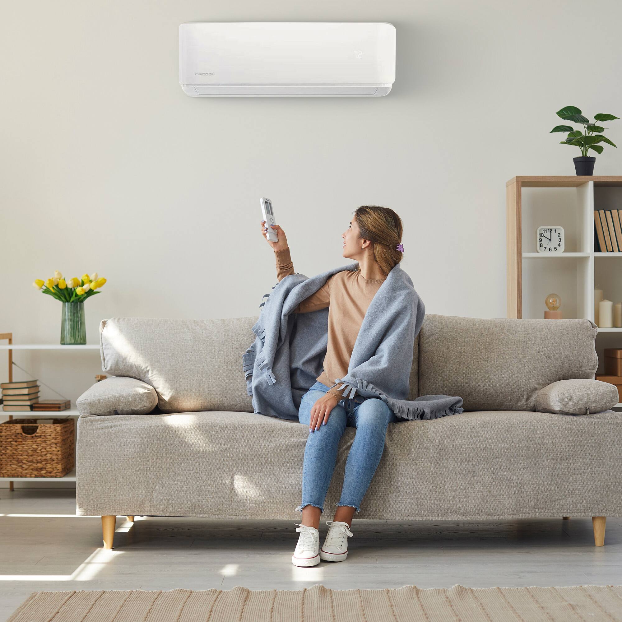 Alt View 5. MRCOOL - MRCOOL 12,000 BTU DIY Ductless Mini-Split Smart WiFi Air Handler/Condenser 115V.