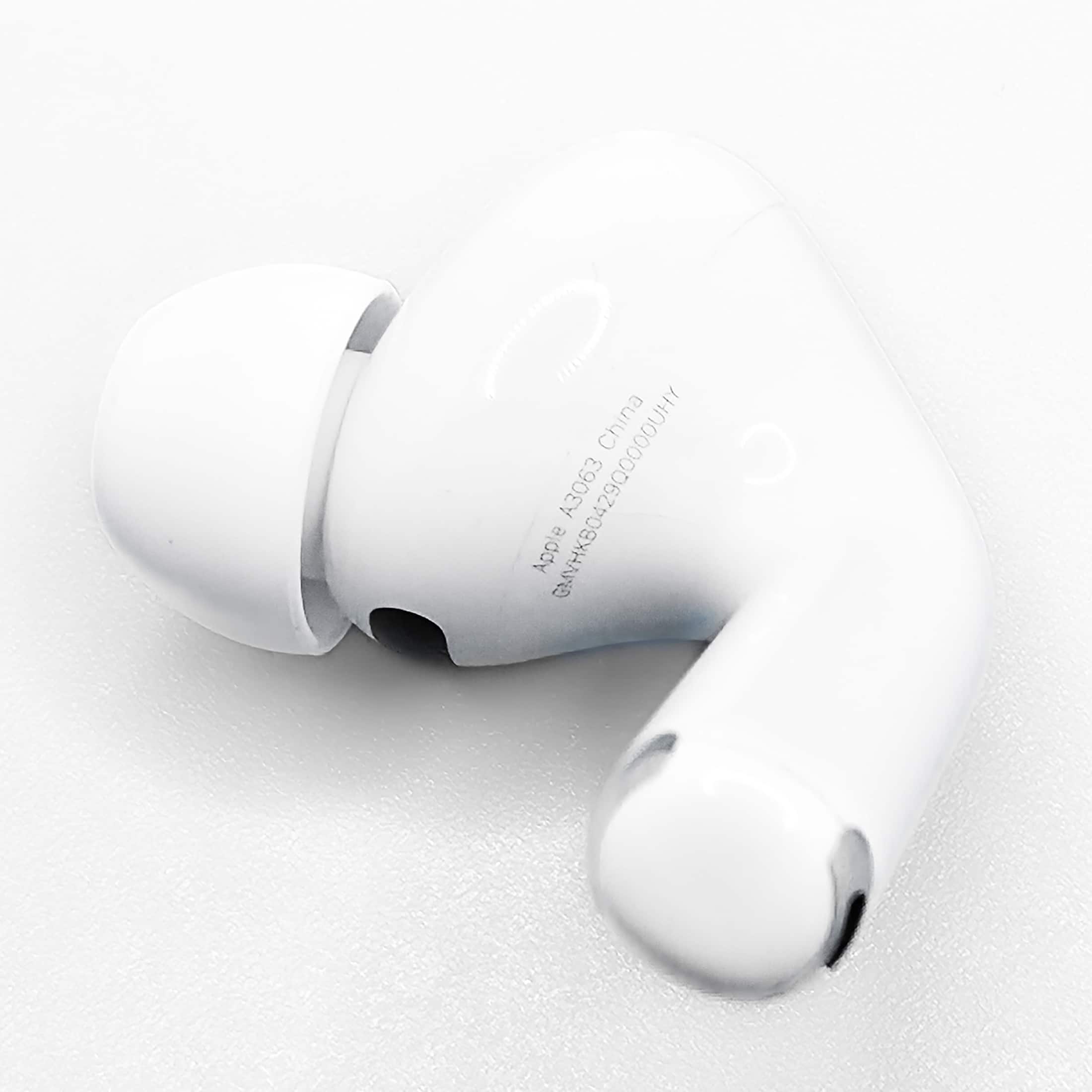 Apple Refurbished Excellent AirPods Pro 3rd Gen Right Replacement