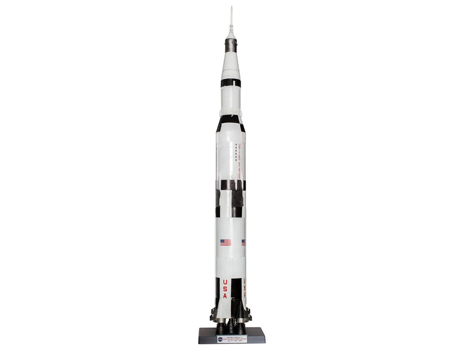 Angle. Airfix - Level 3 Model Kit NASA Saturn V Rocket Gift Set 1/144 Plastic Model Kit by Airfix - Multicolor.