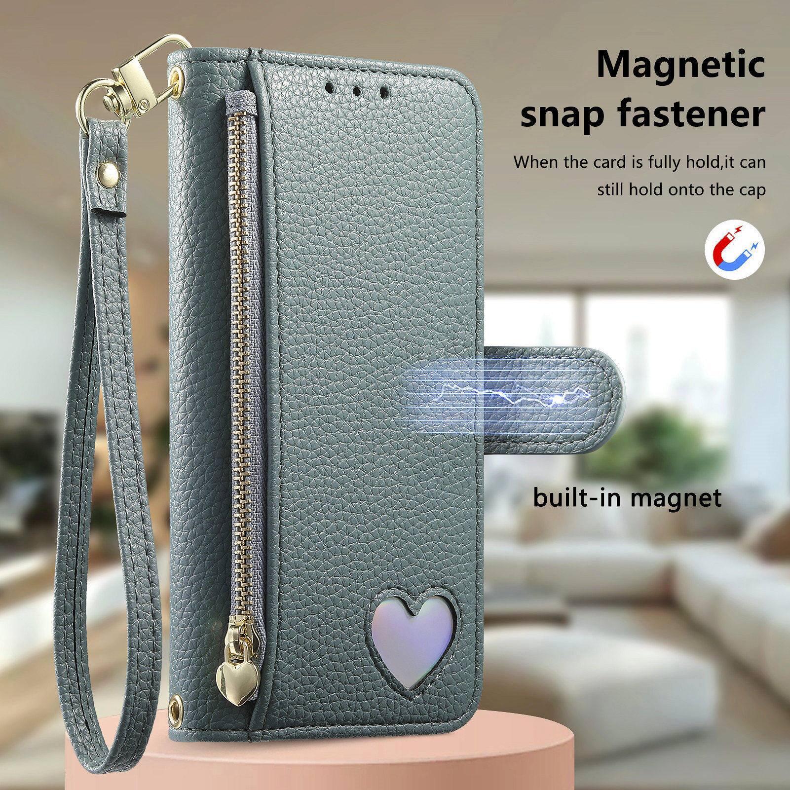 Magnetic snap fastener  
When the card is fully hold, it can still hold onto the cap built-in magnet